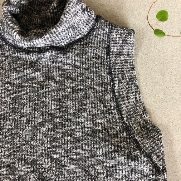 Anthro Gray Knit Turtleneck Tank - Picture 5 of 8